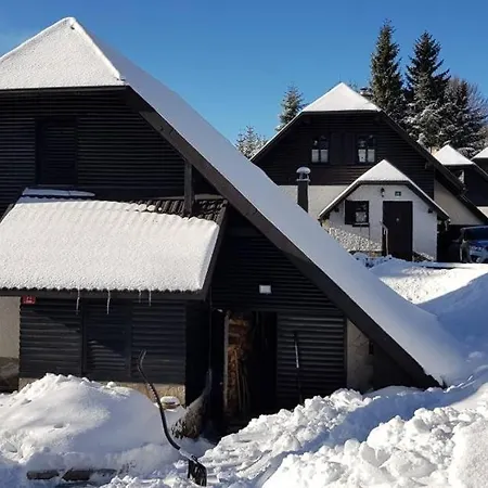 Rogla Urska Horská chata Resnik